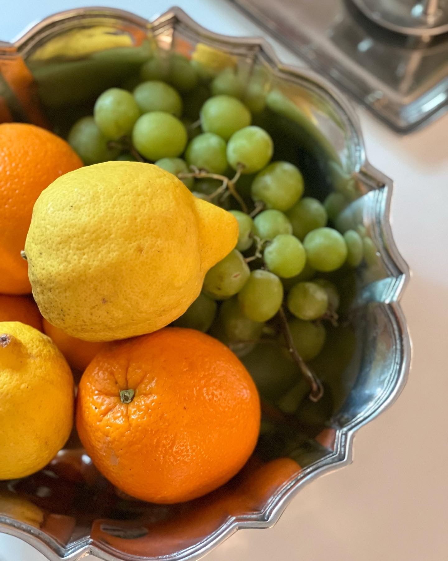 Baroque Fruit Bowl (Large)