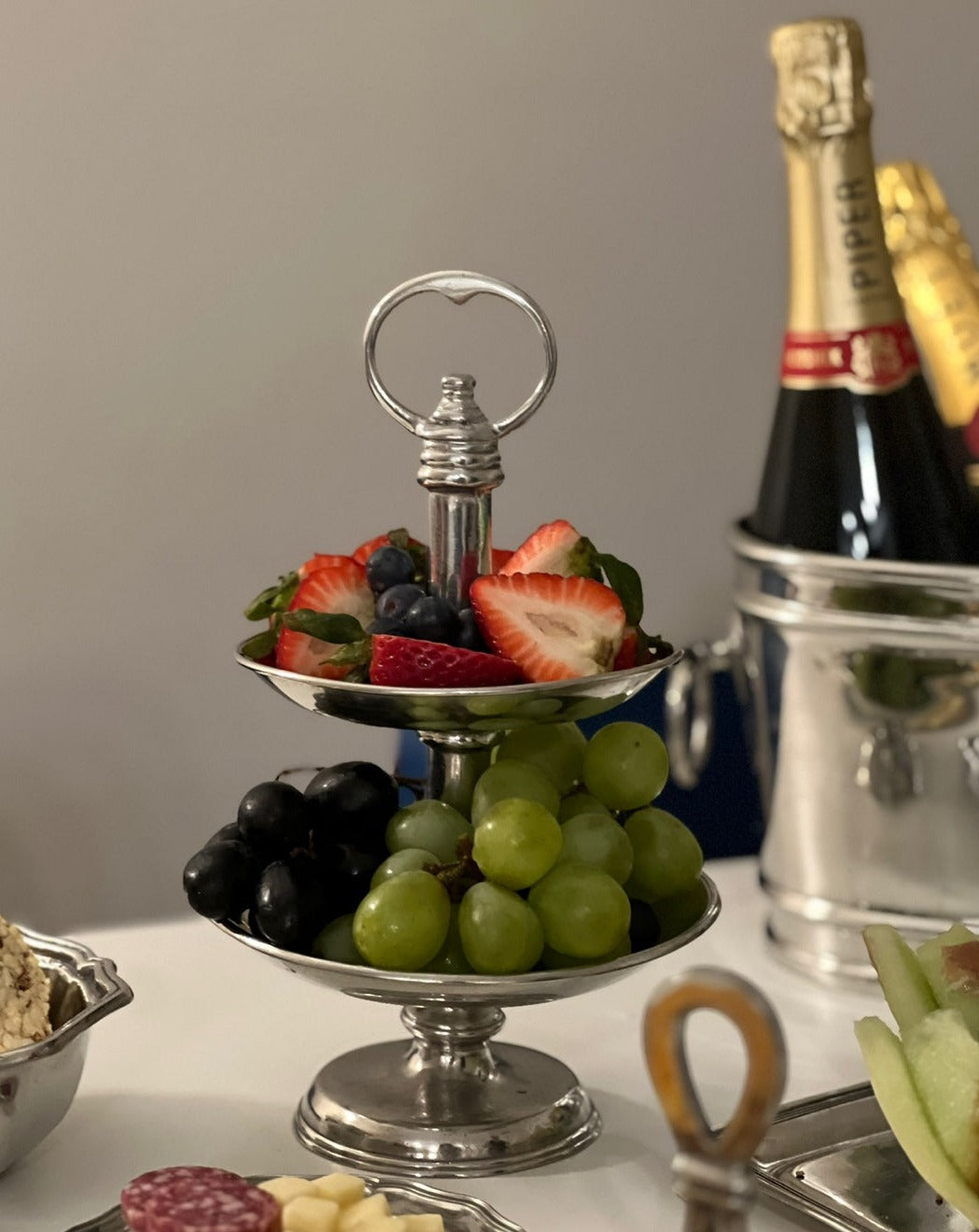 Dolce Dessert Stand (2-tier)