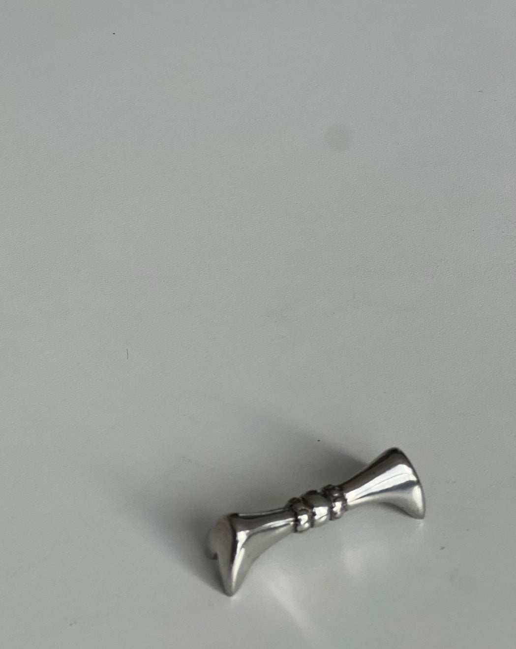 Hammer / Ribbon Rester