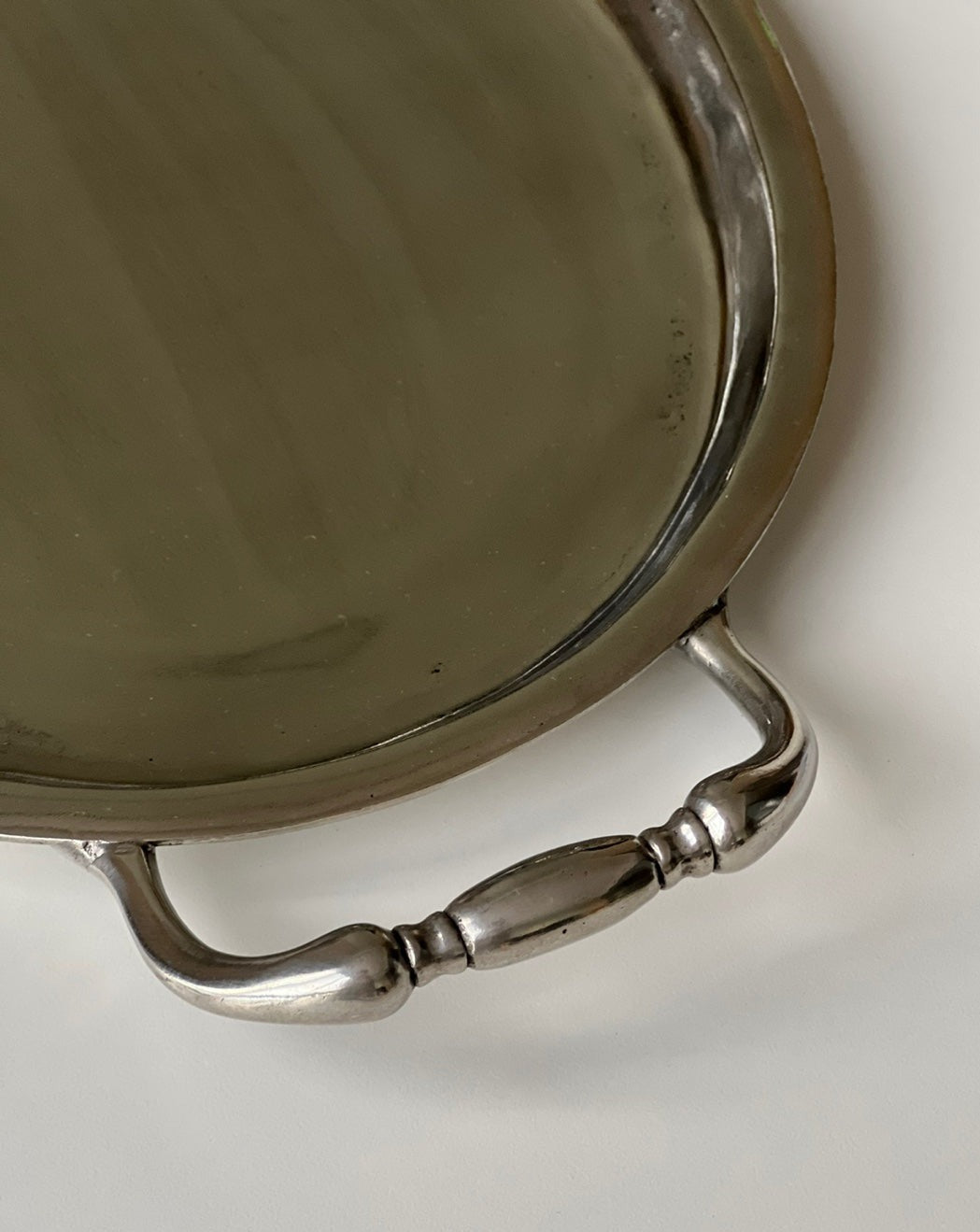 Oval Handle Tray